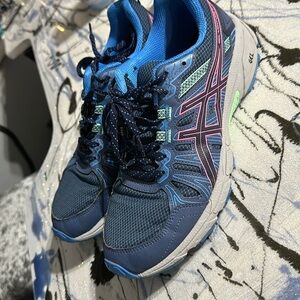 Women’s asics tennis shoes